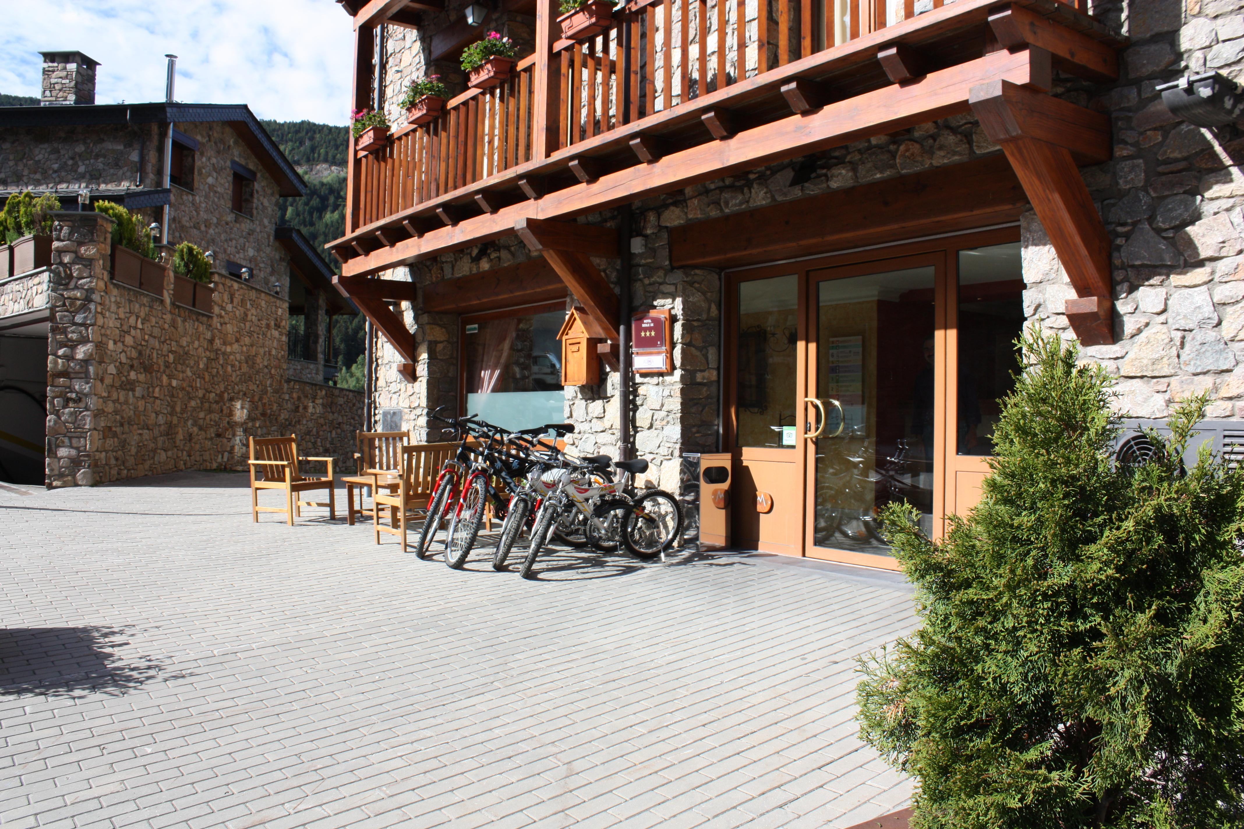 Wuau! Hotel Segle XX รันซอล ภายนอก รูปภาพ