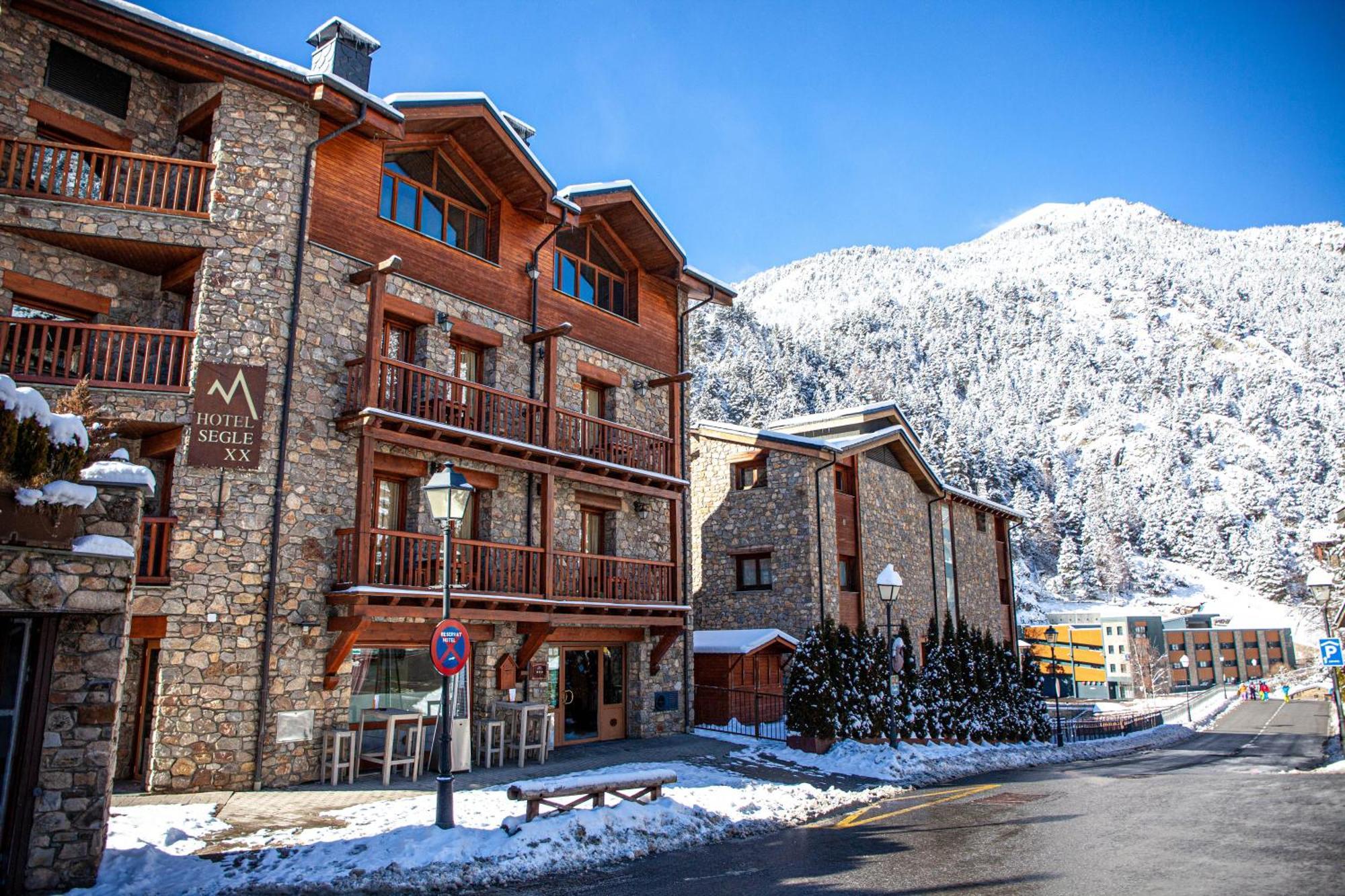 Wuau! Hotel Segle XX รันซอล ภายนอก รูปภาพ