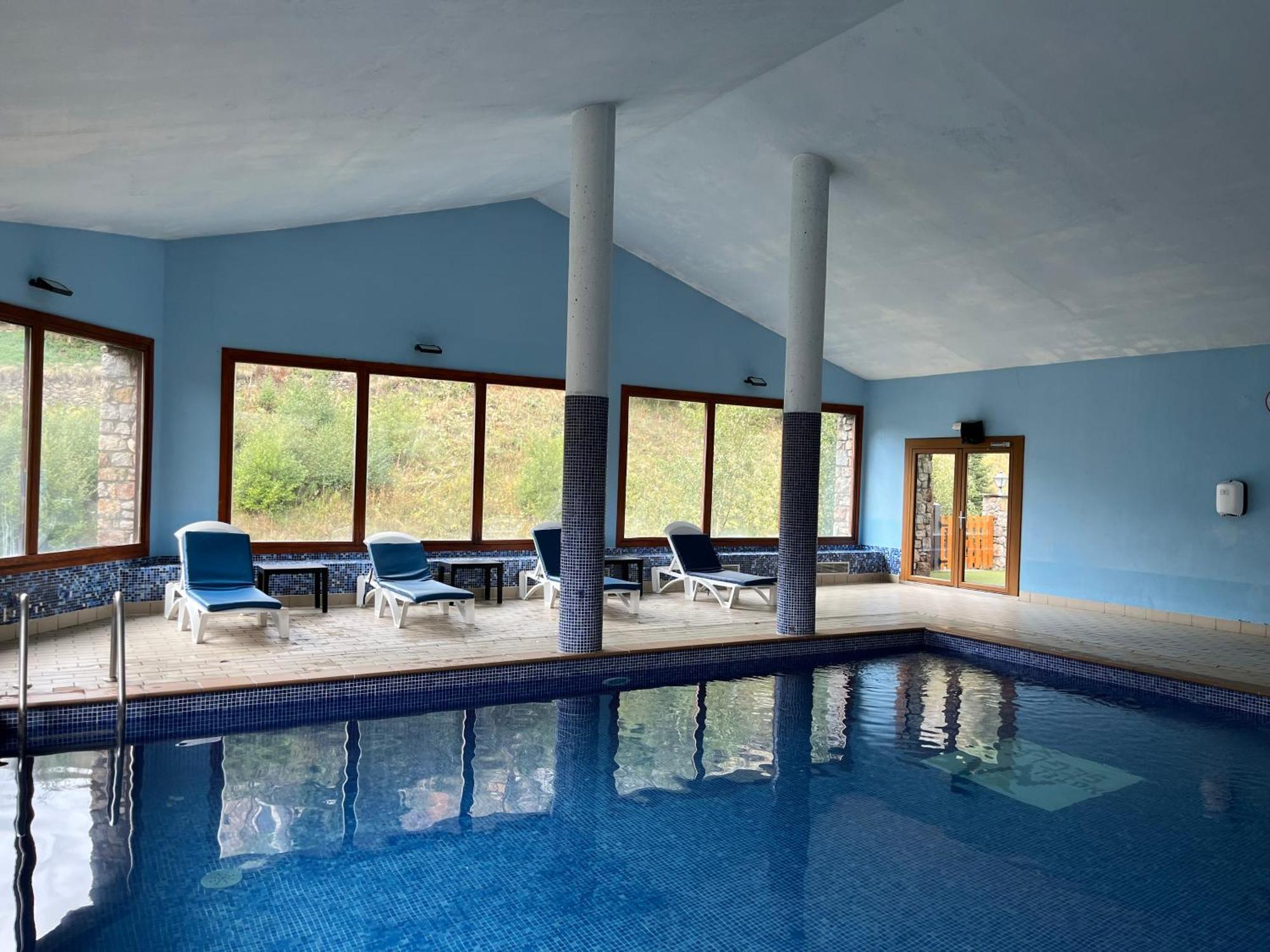 Wuau! Hotel Segle XX รันซอล ภายนอก รูปภาพ